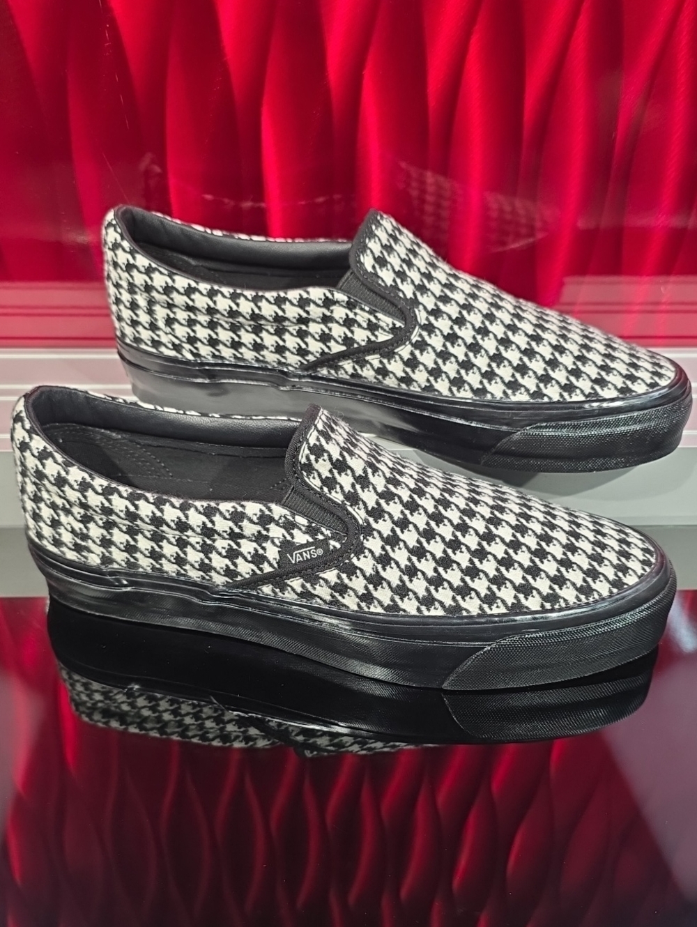 Vans LX Classic Slip On 98 Houndstooth Black White Men's 10 Women's 11.5